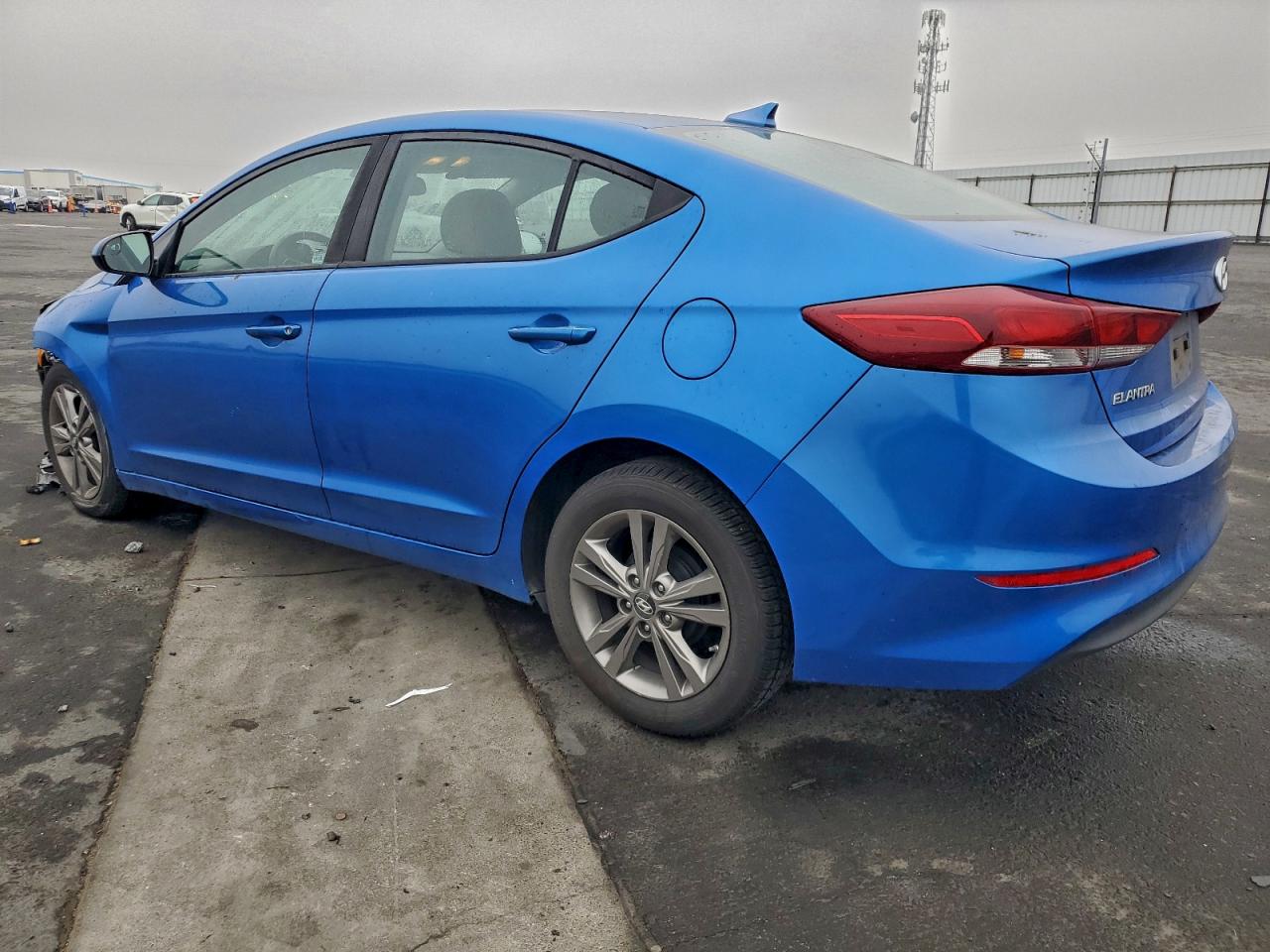 2017 HYUNDAI ELANTRA SE photo 3