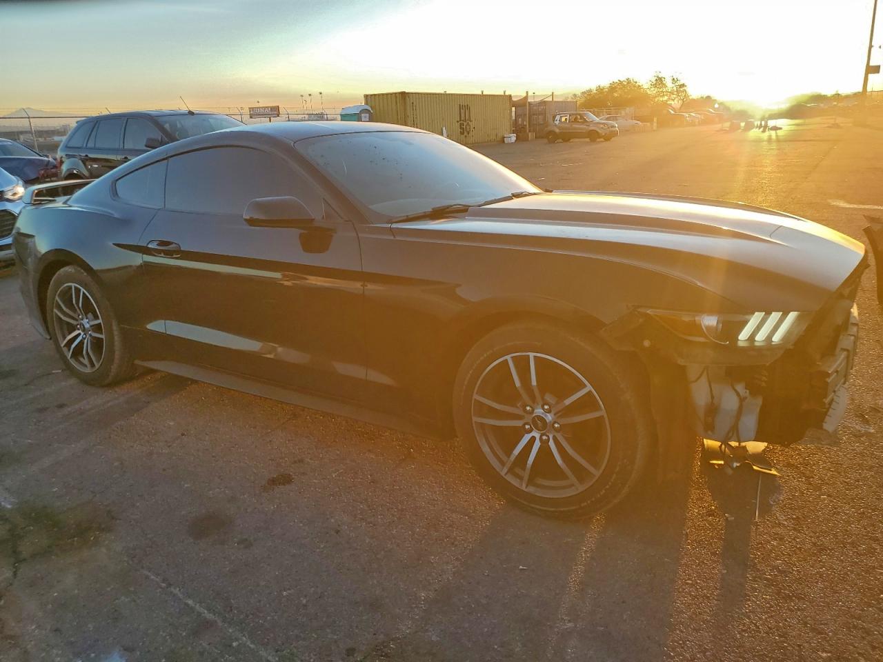 2016 FORD MUSTANG photo 7