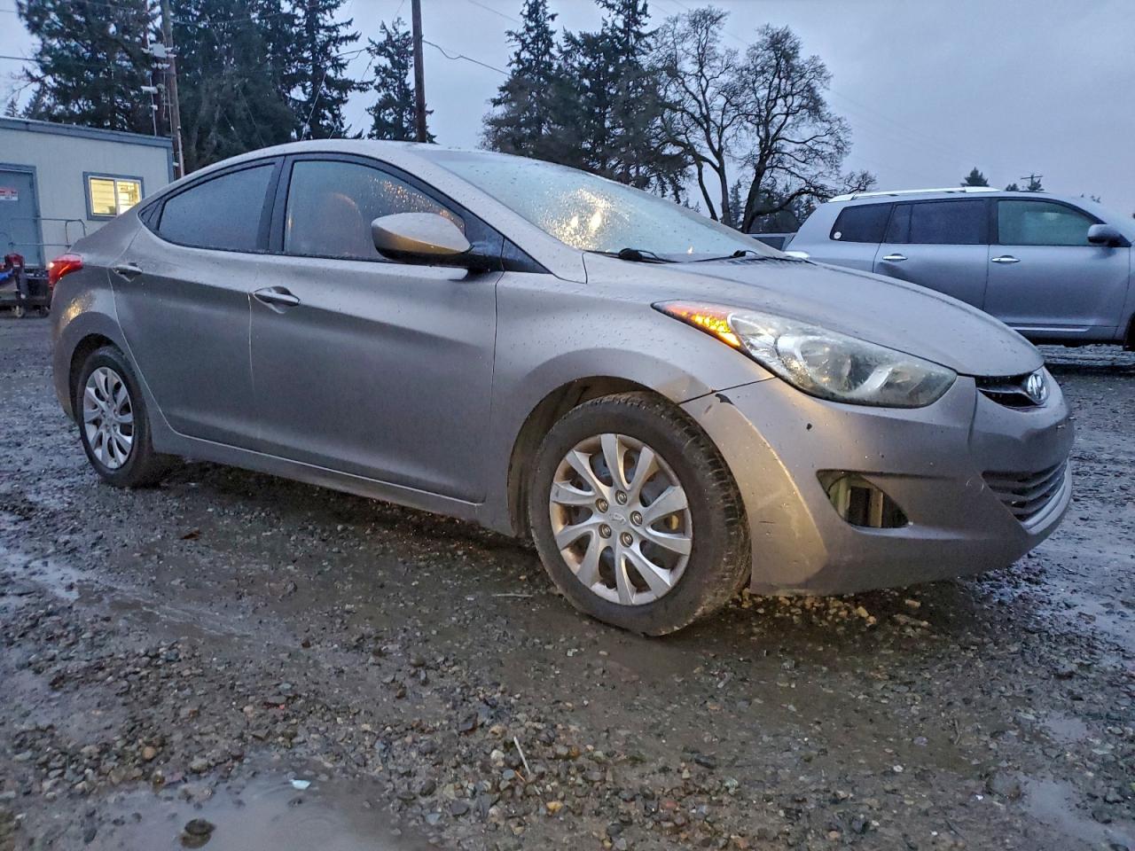 2013 HYUNDAI ELANTRA GLS photo 4
