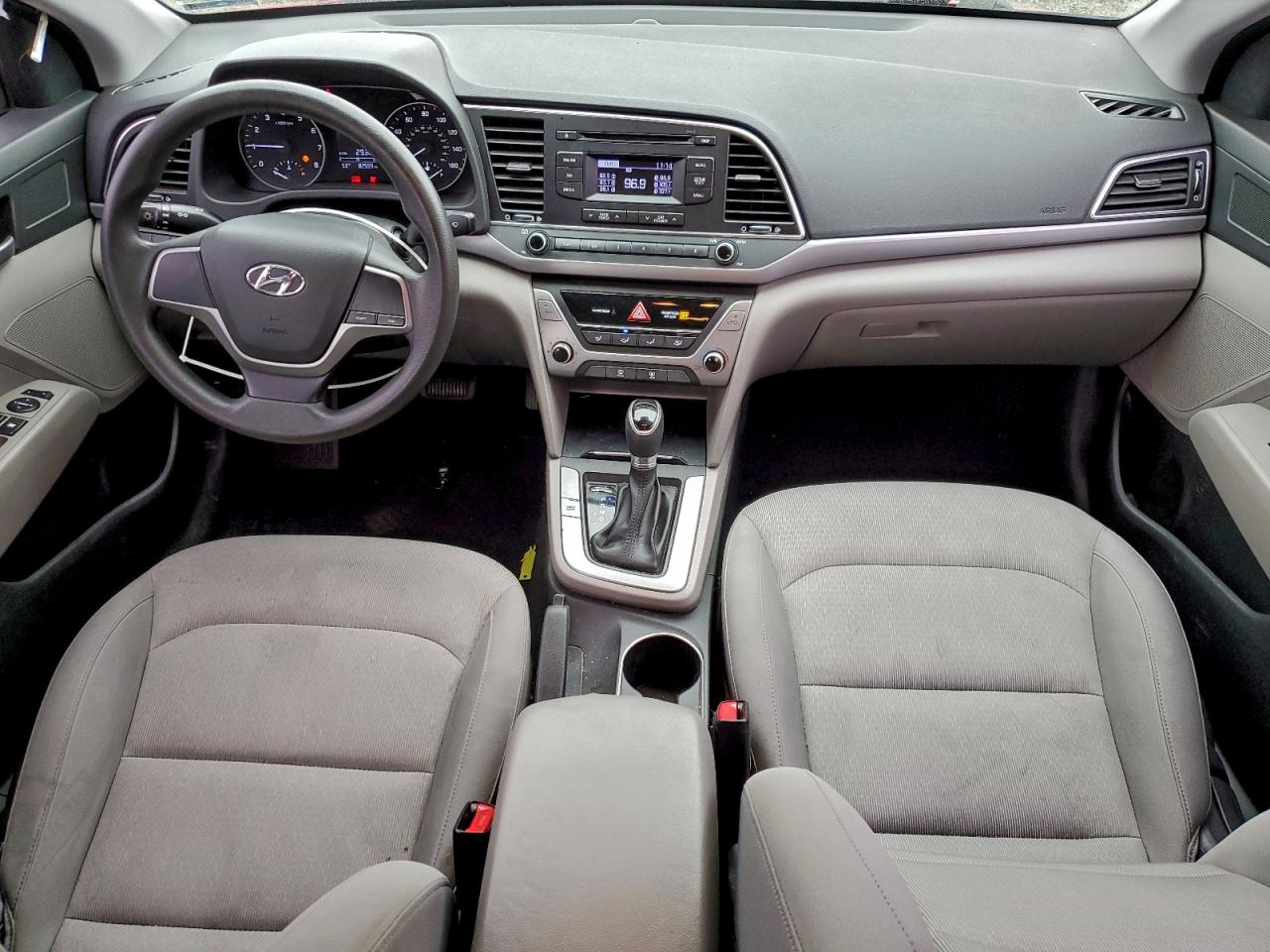 2017 HYUNDAI ELANTRA SE photo 8