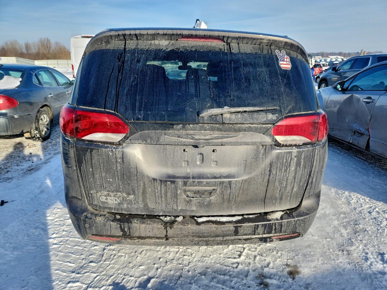 2019 CHRYSLER PACIFICA TOURING PLUS photo 16