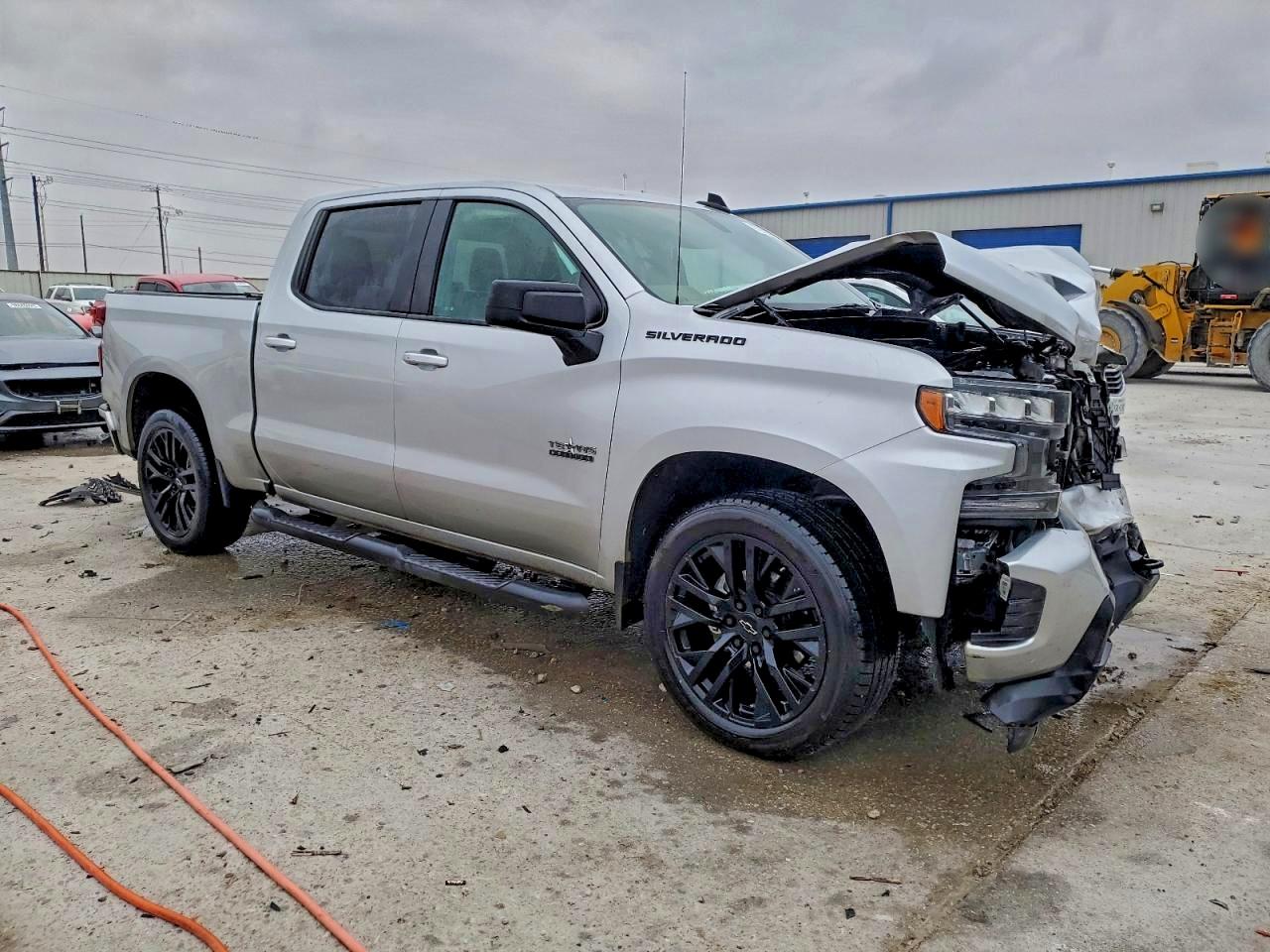 2021 CHEVROLET SILVERADO C1500 RST photo 4