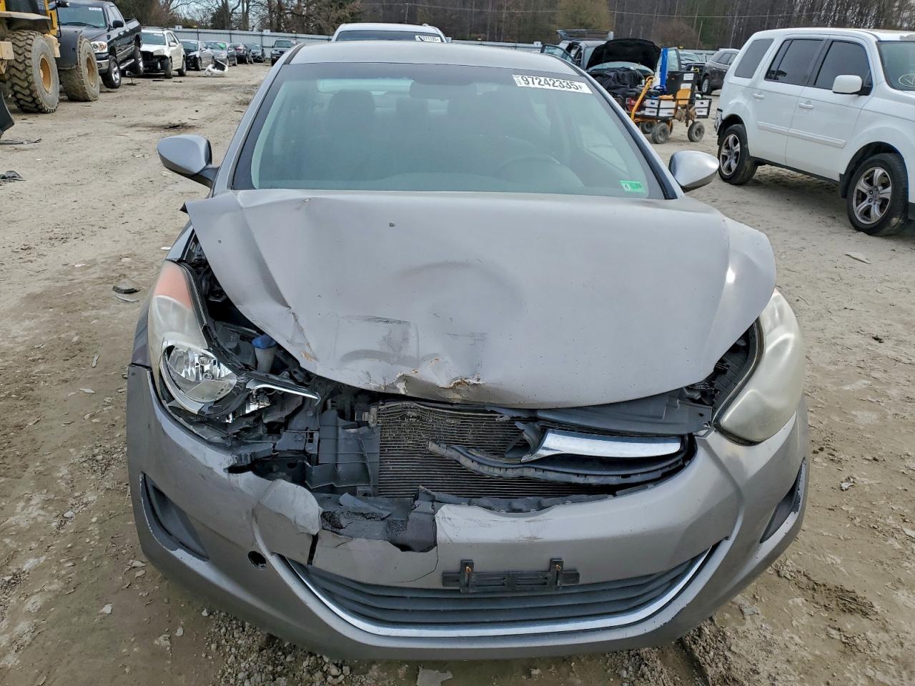 2013 HYUNDAI ELANTRA GLS photo 9