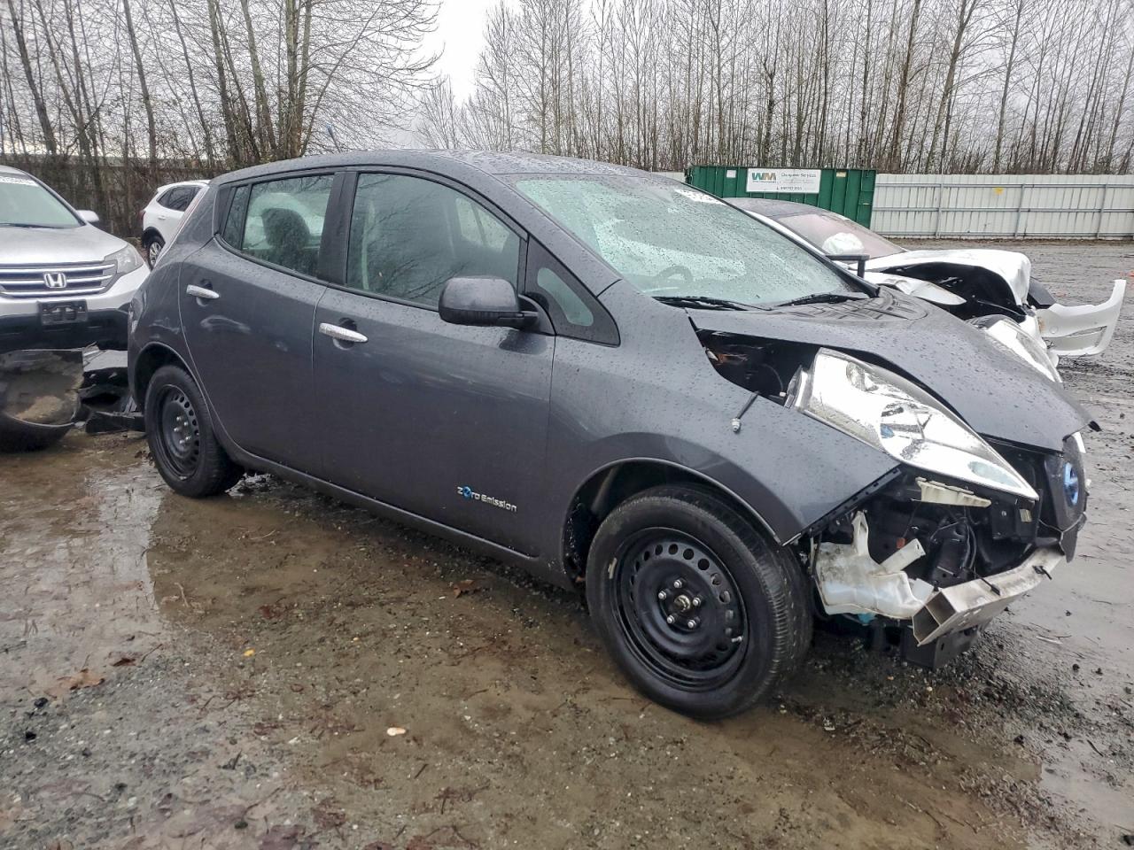 2013 NISSAN LEAF S photo 7