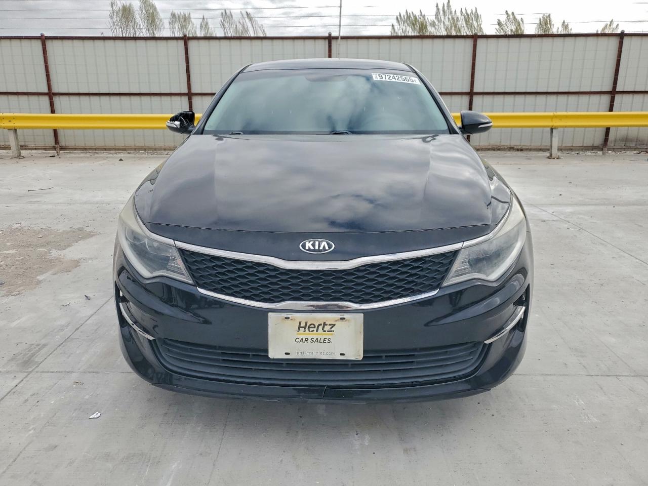 2016 KIA OPTIMA LX photo 13