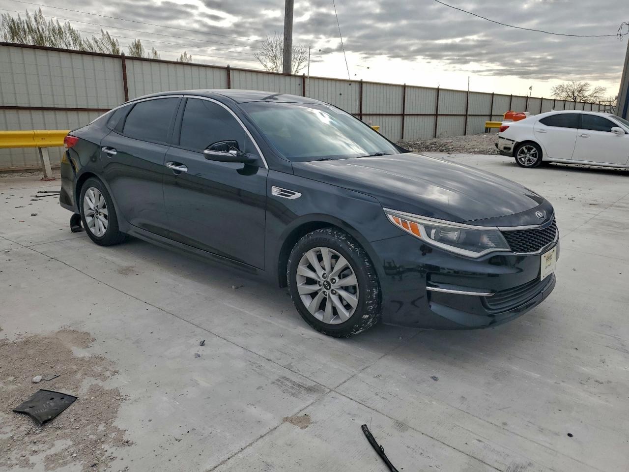 2016 KIA OPTIMA LX photo 10