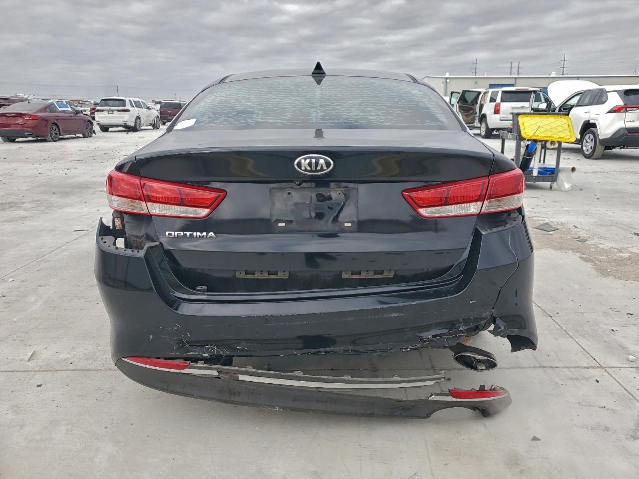 2016 KIA OPTIMA LX photo 16