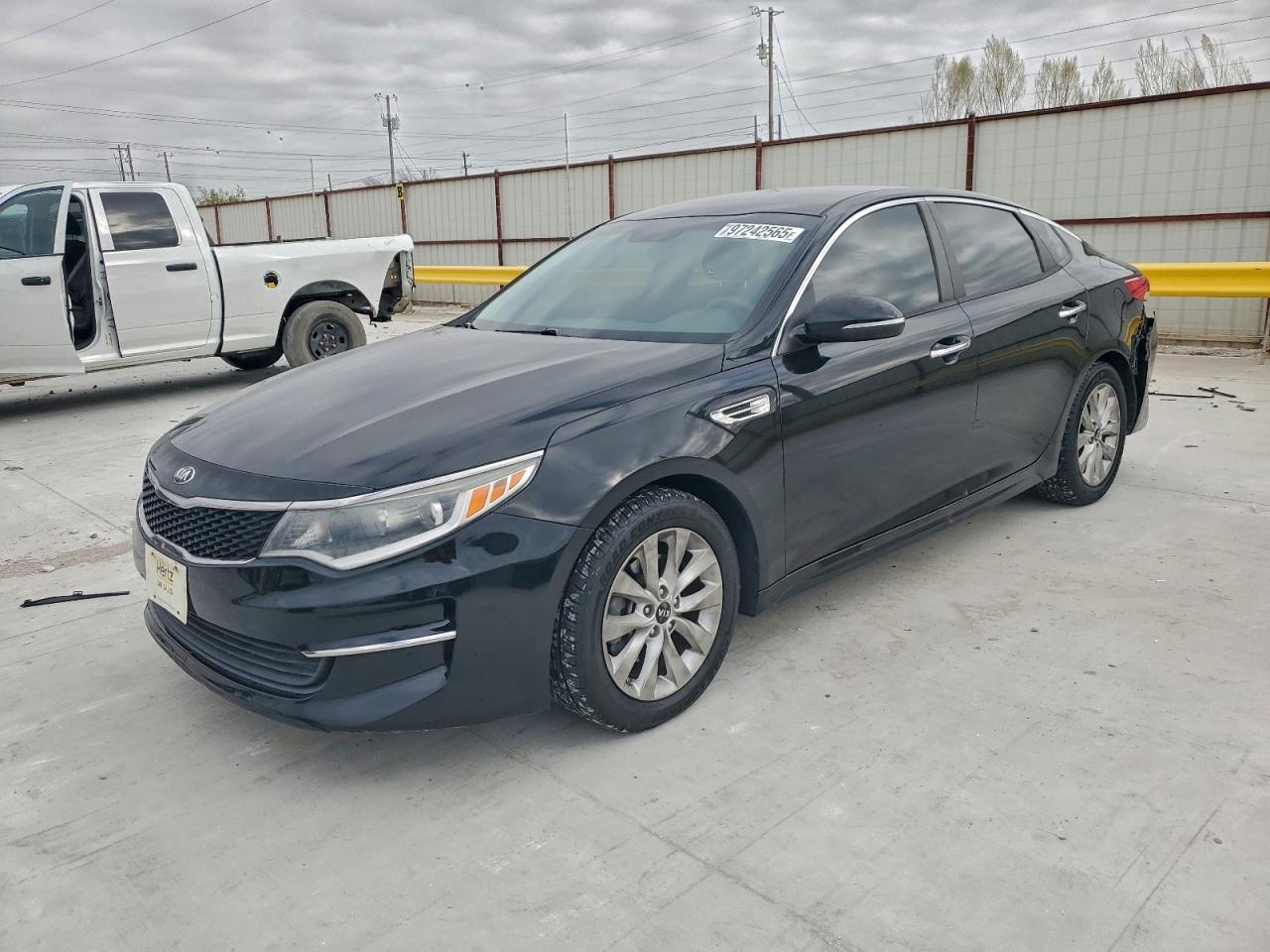 2016 KIA OPTIMA