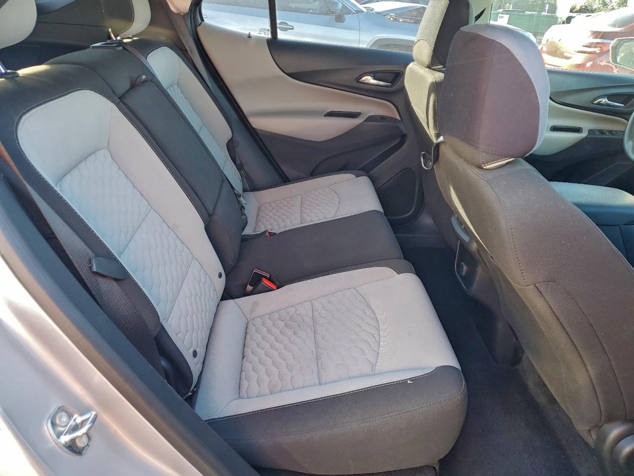 2018 CHEVROLET EQUINOX LS photo 11