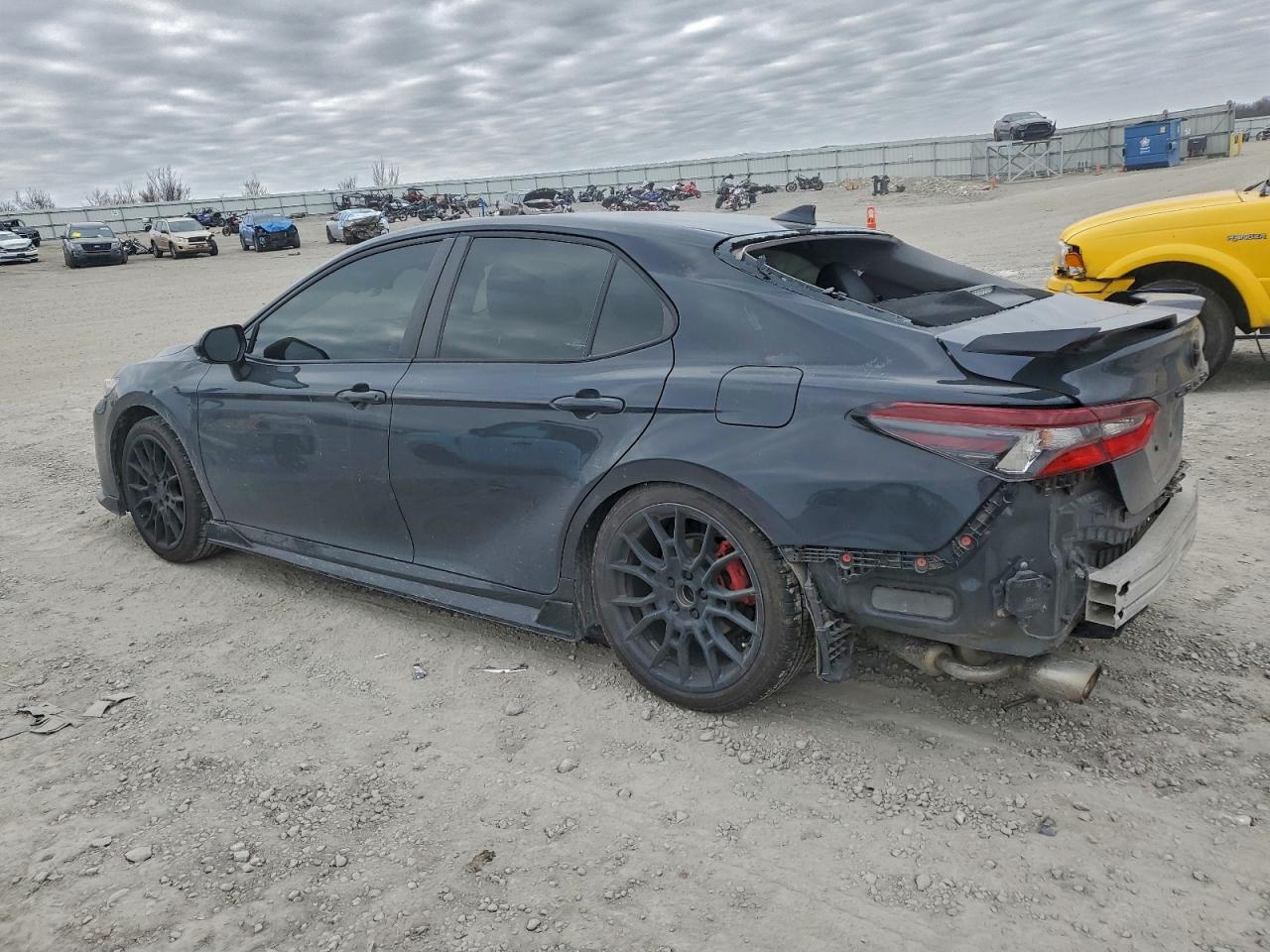 2023 TOYOTA CAMRY TRD photo 2