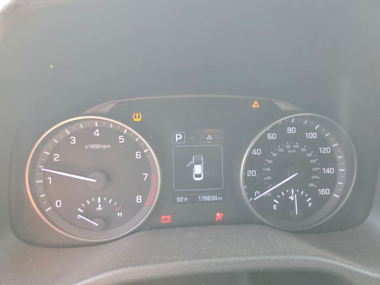 2018 HYUNDAI ELANTRA SEL photo 9