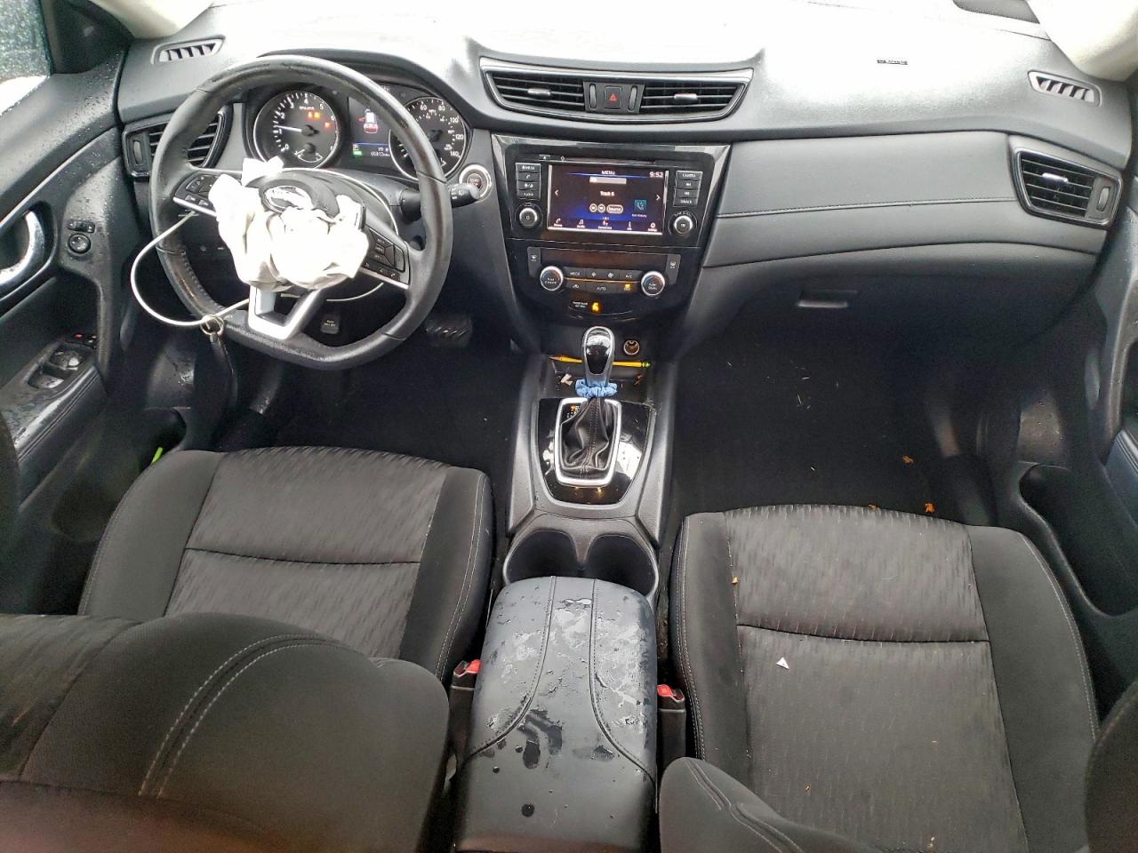 2019 NISSAN ROGUE S photo 8