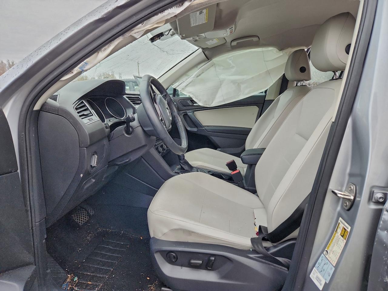 2020 VOLKSWAGEN TIGUAN SE photo 13