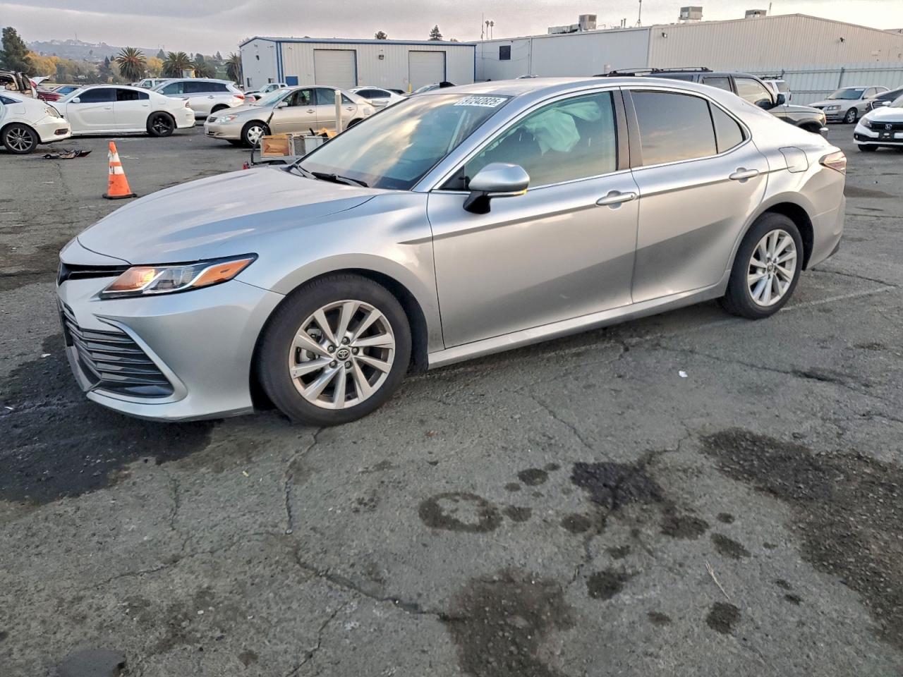 2024 TOYOTA CAMRY