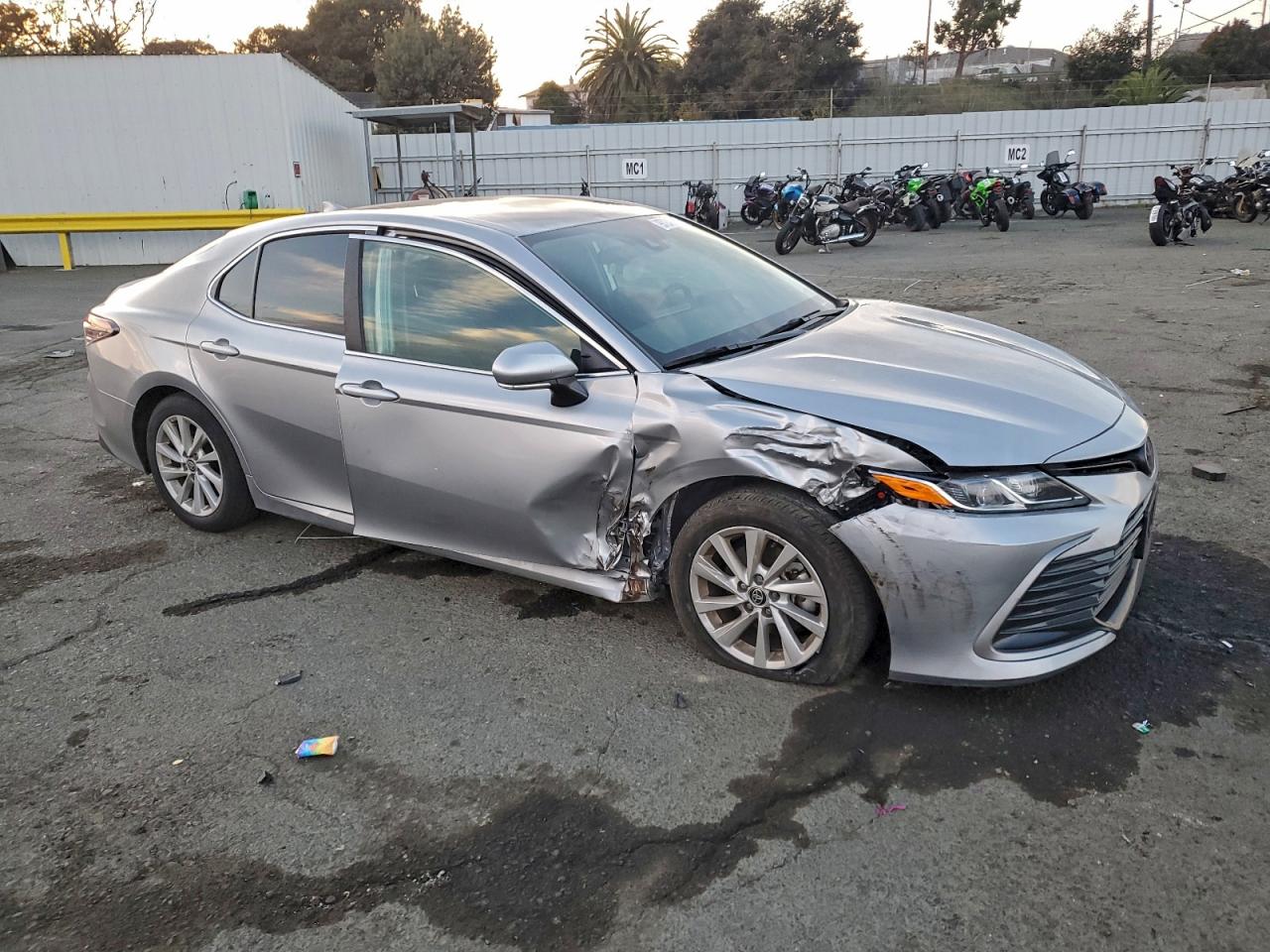 2024 TOYOTA CAMRY LE photo 7