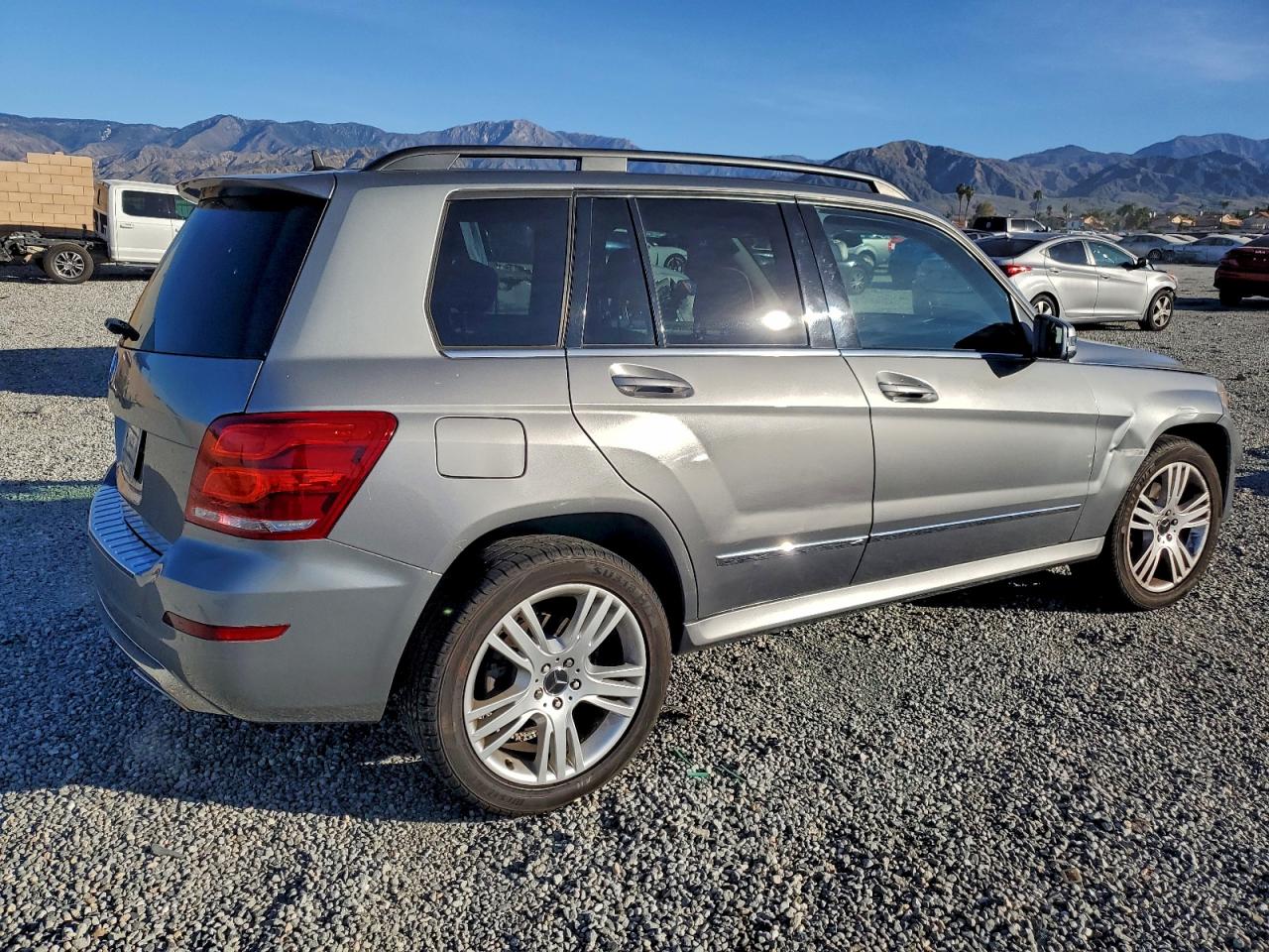 2015 MERCEDES-BENZ GLK 350 photo 5