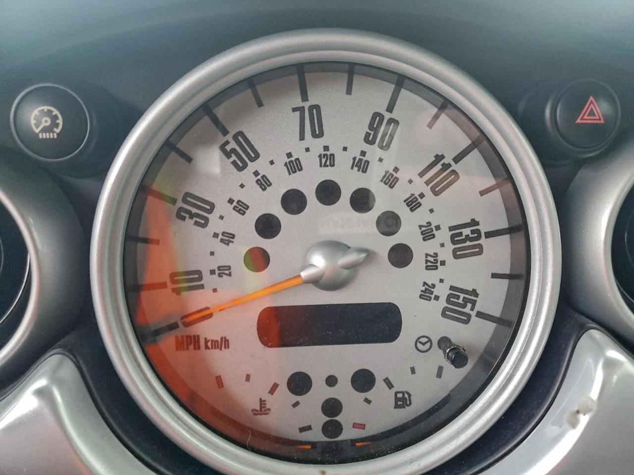 2006 MINI COOPER S photo 9