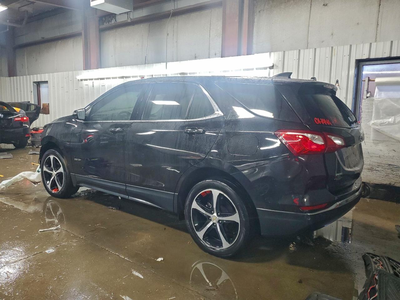 2018 CHEVROLET EQUINOX LT photo 3