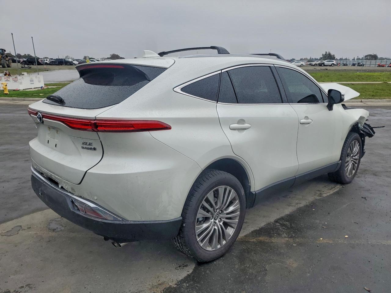 2022 TOYOTA VENZA LE photo 5