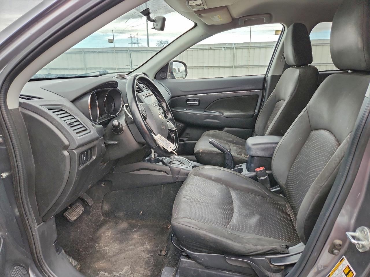 2016 MITSUBISHI OUTLANDER SPORT ES photo 13