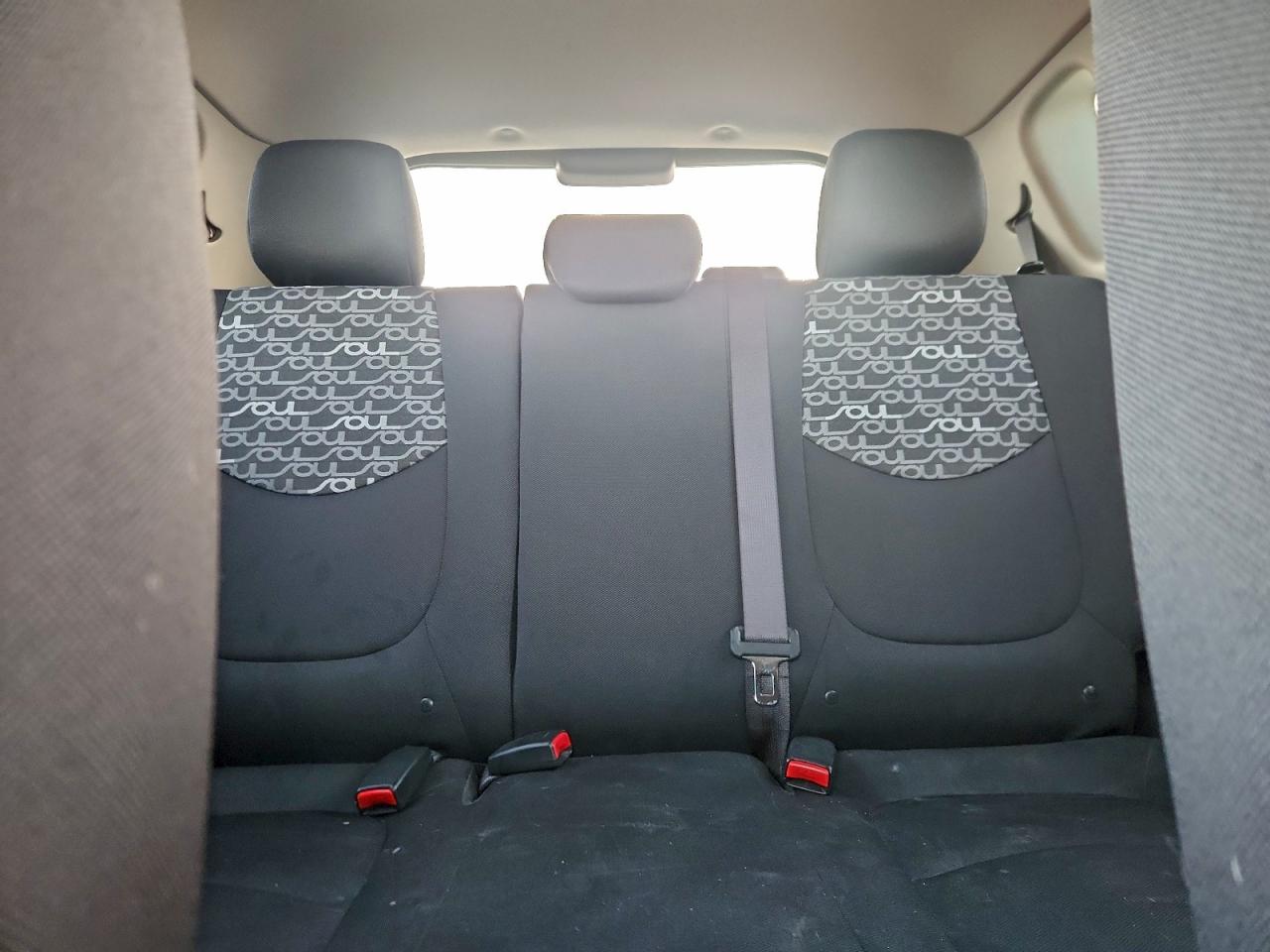 2011 KIA SOUL + photo 10