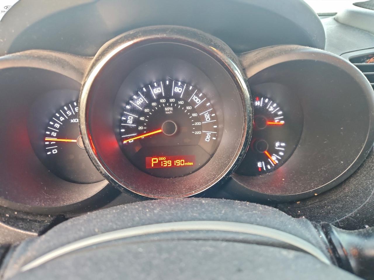 2011 KIA SOUL + photo 9