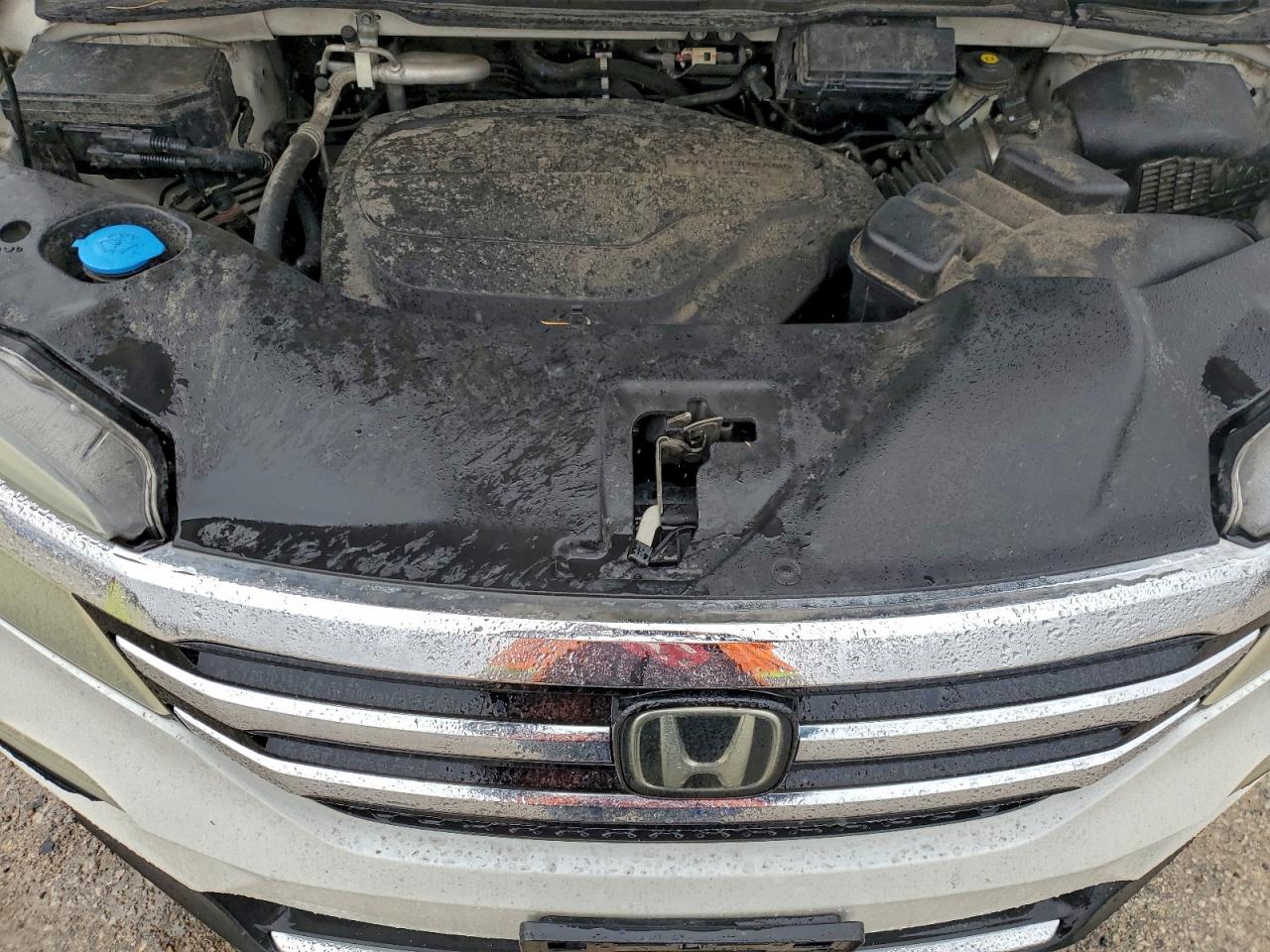 2016 HONDA PILOT TOURING photo 34