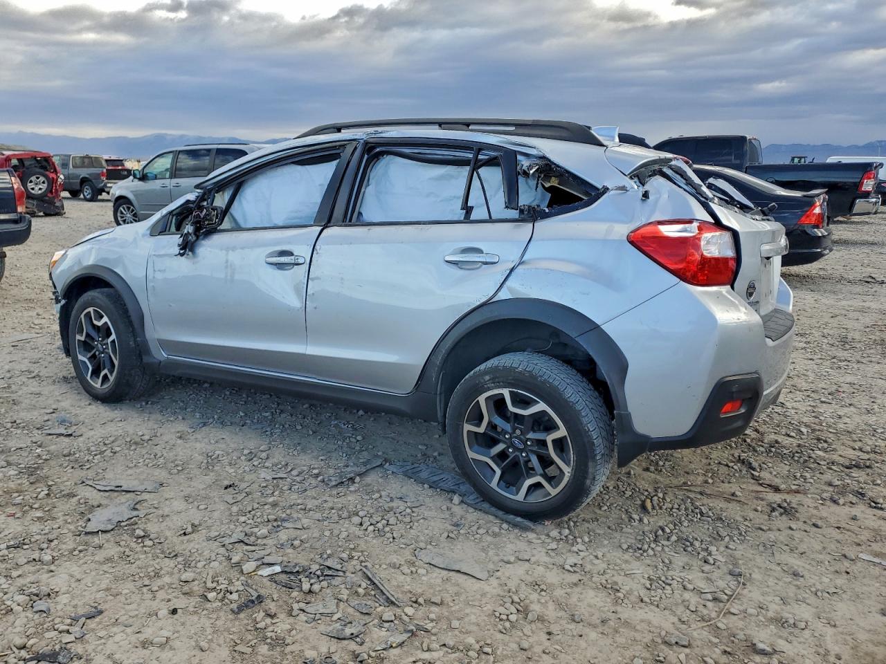 2017 SUBARU CROSSTREK LIMITED photo 3
