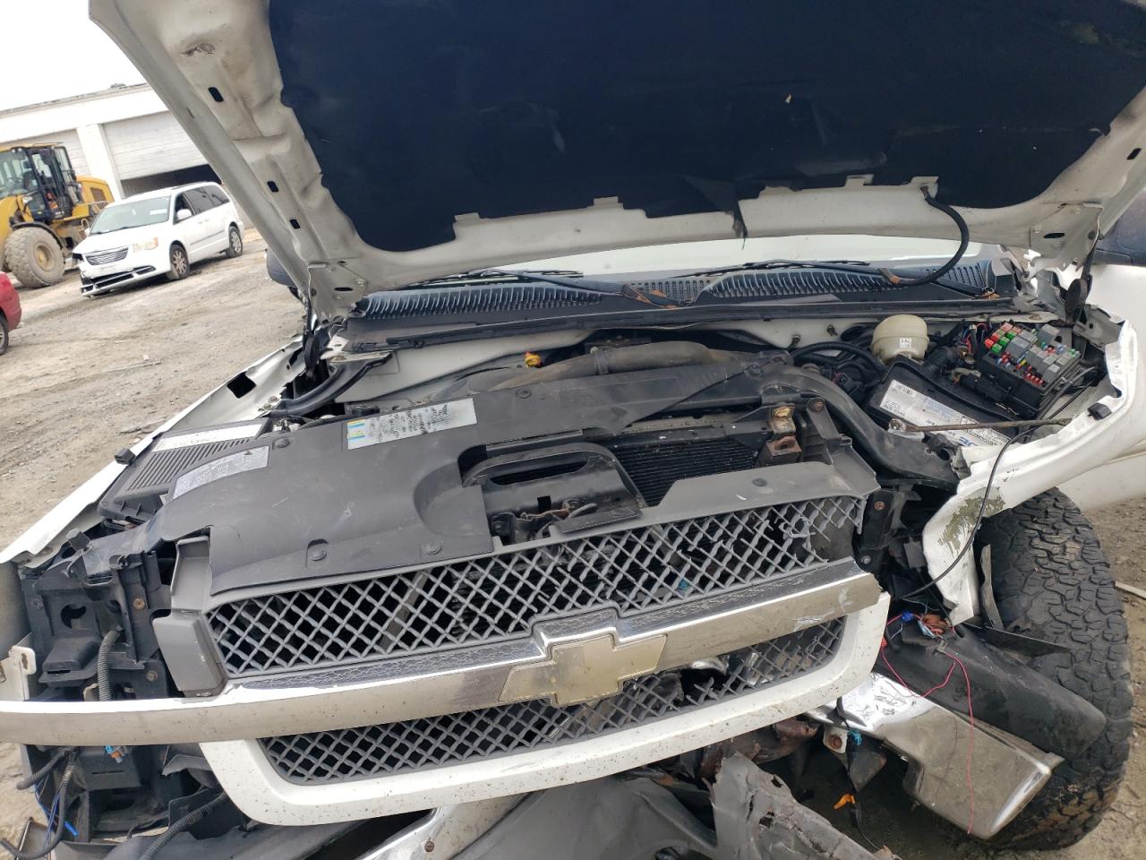 2005 CHEVROLET SILVERADO K1500 photo 11