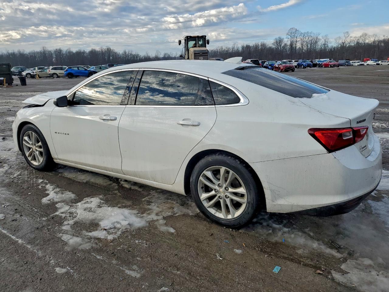2016 CHEVROLET MALIBU LT photo 2