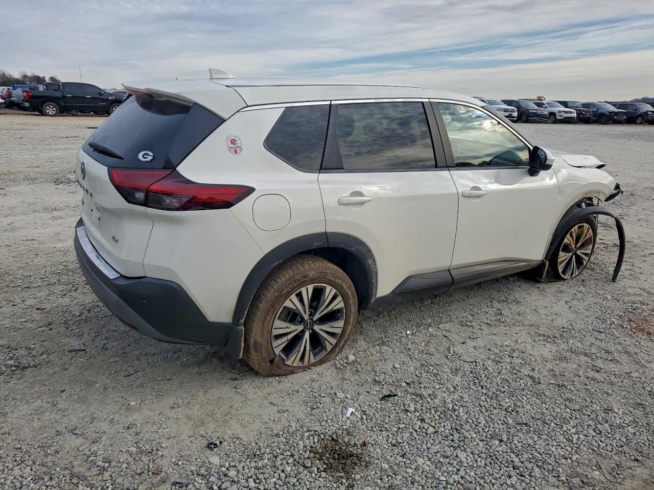 2023 NISSAN ROGUE SV photo 7