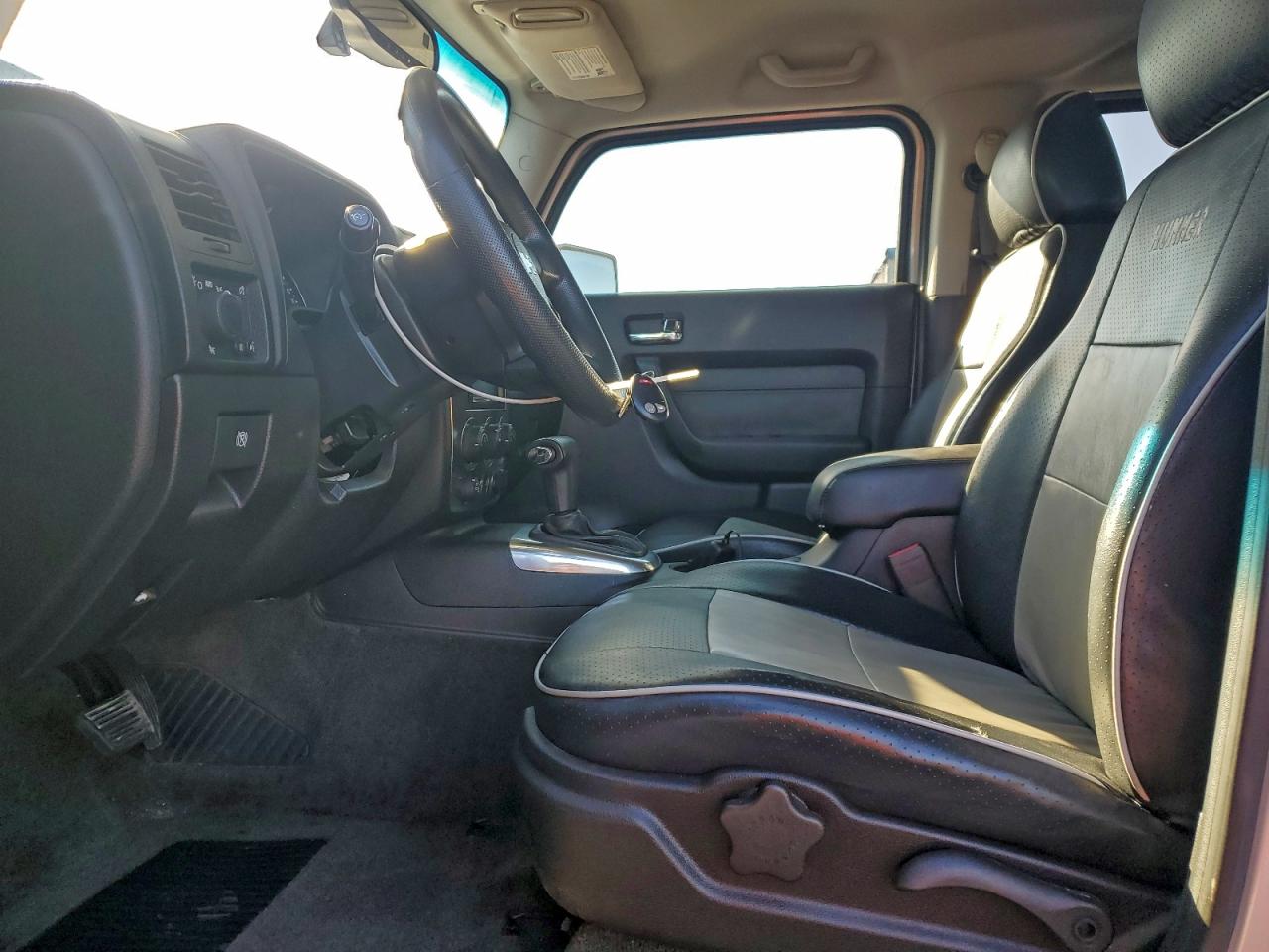 2006 HUMMER H3 photo 13