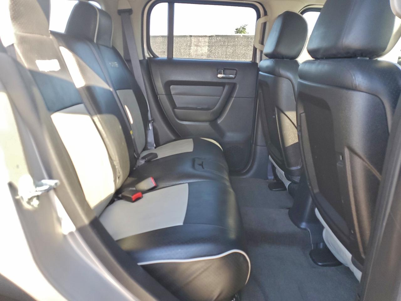 2006 HUMMER H3 photo 21