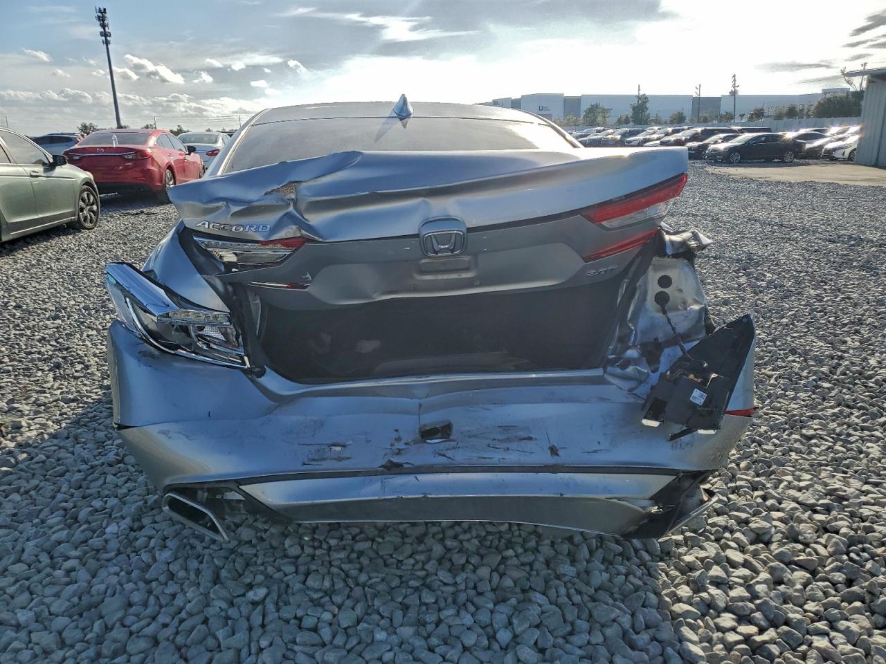 2018 HONDA ACCORD EXL photo 11
