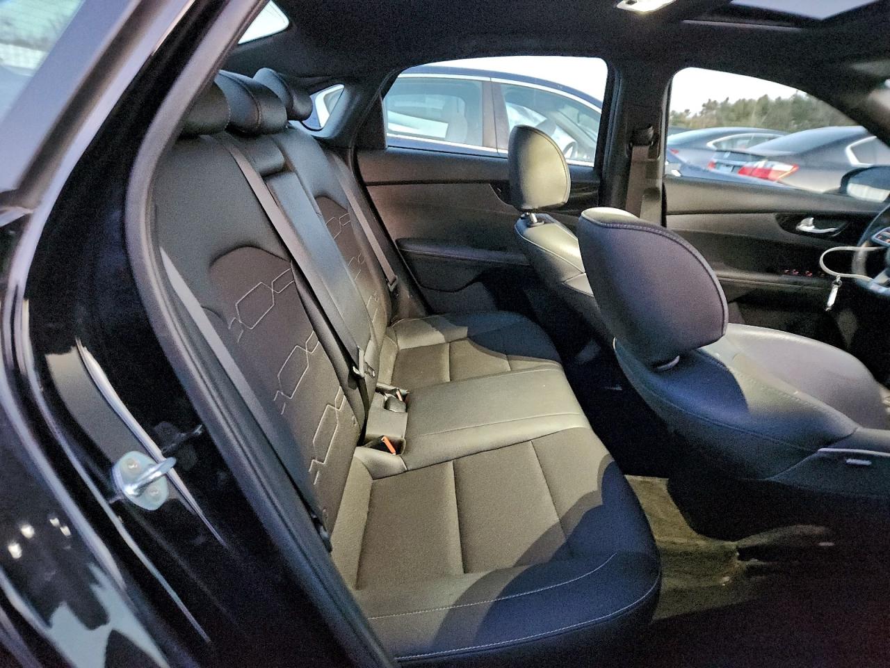 2020 KIA FORTE GT LINE photo 28