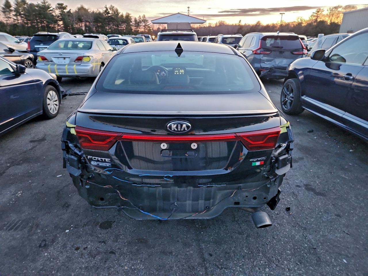 2020 KIA FORTE GT LINE photo 16