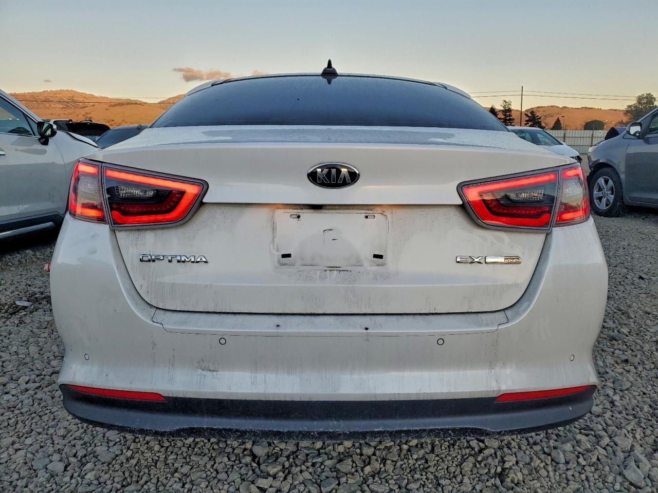 2016 KIA OPTIMA HYBRID photo 16