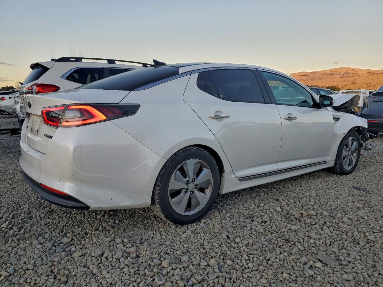 2016 KIA OPTIMA HYBRID photo 7