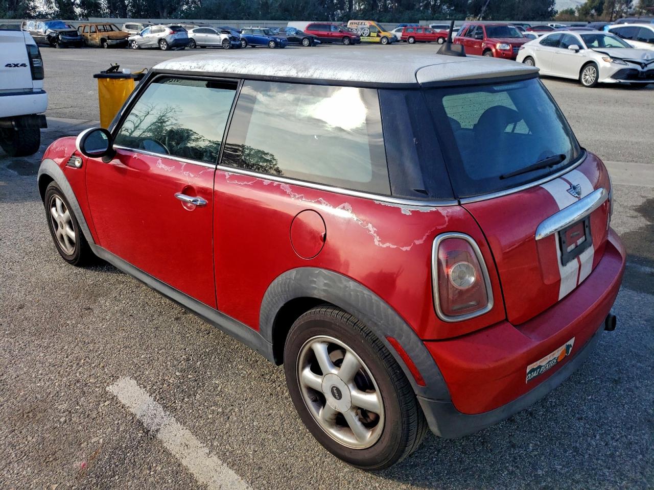 2010 MINI COOPER photo 3