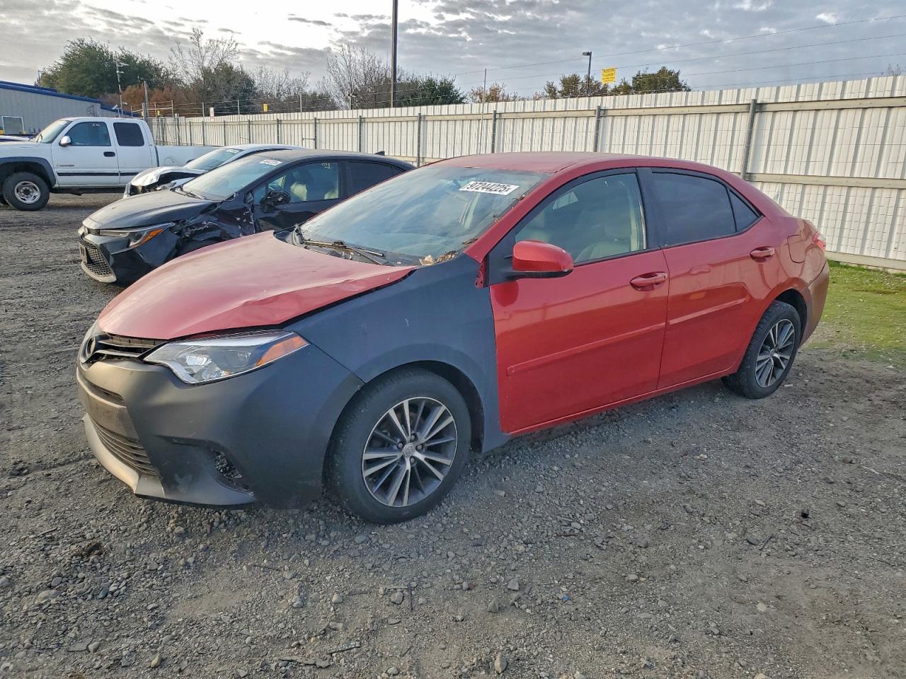 2016 TOYOTA COROLLA