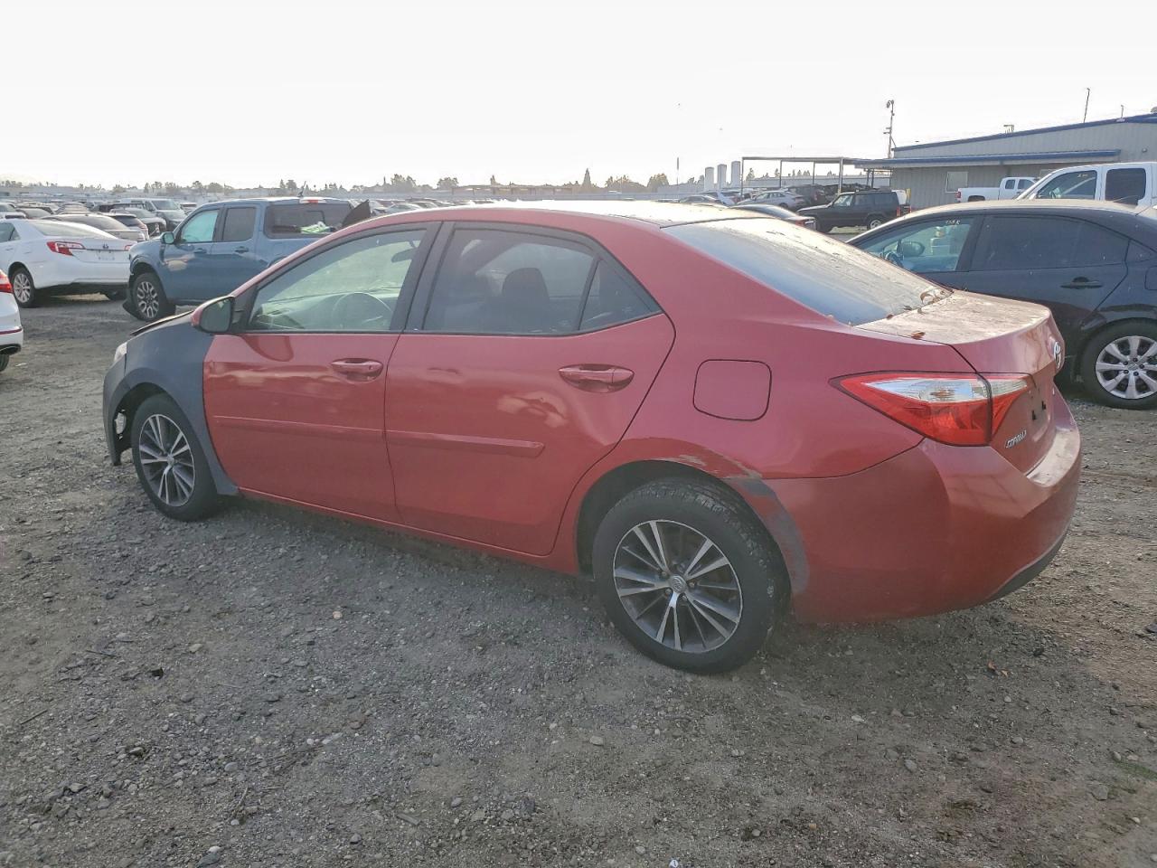 2016 TOYOTA COROLLA L photo 2