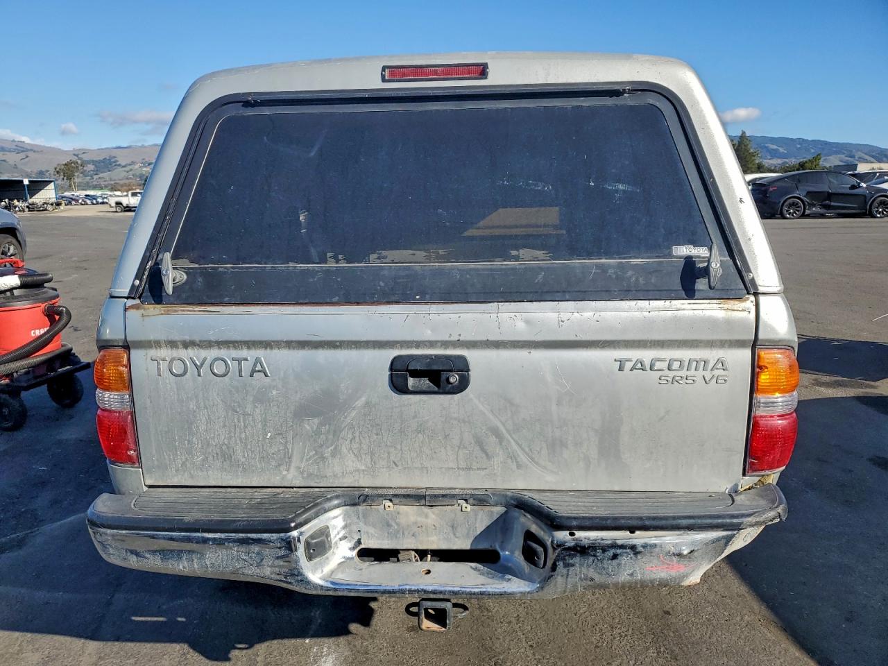 2004 TOYOTA TACOMA V6 photo 11