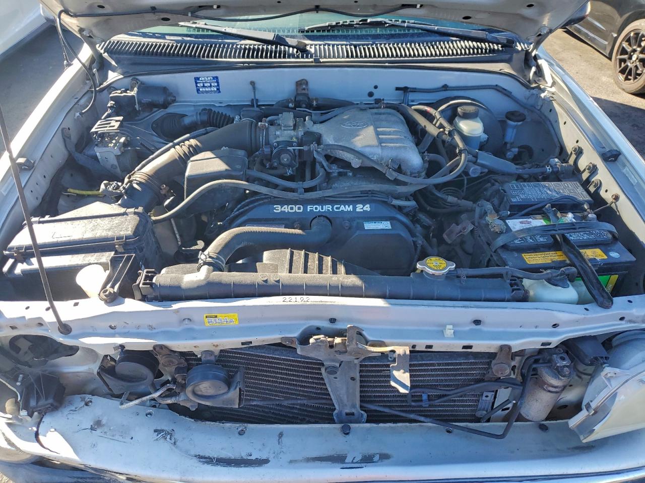 2004 TOYOTA TACOMA V6 photo 21