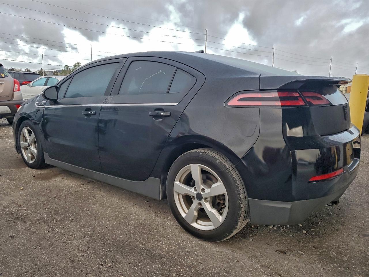 2014 CHEVROLET VOLT photo 4