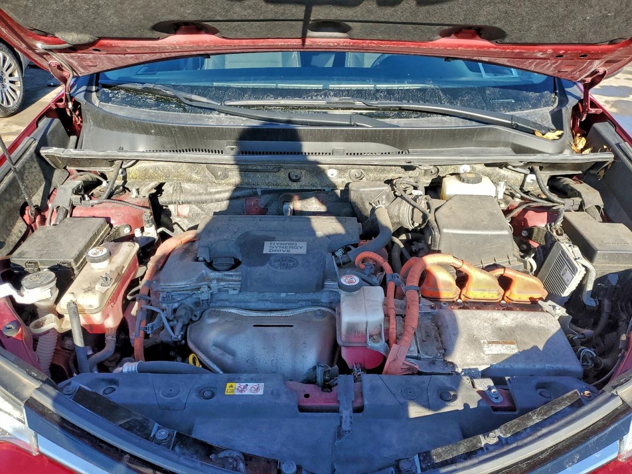 2018 TOYOTA RAV4 HV LE photo 34