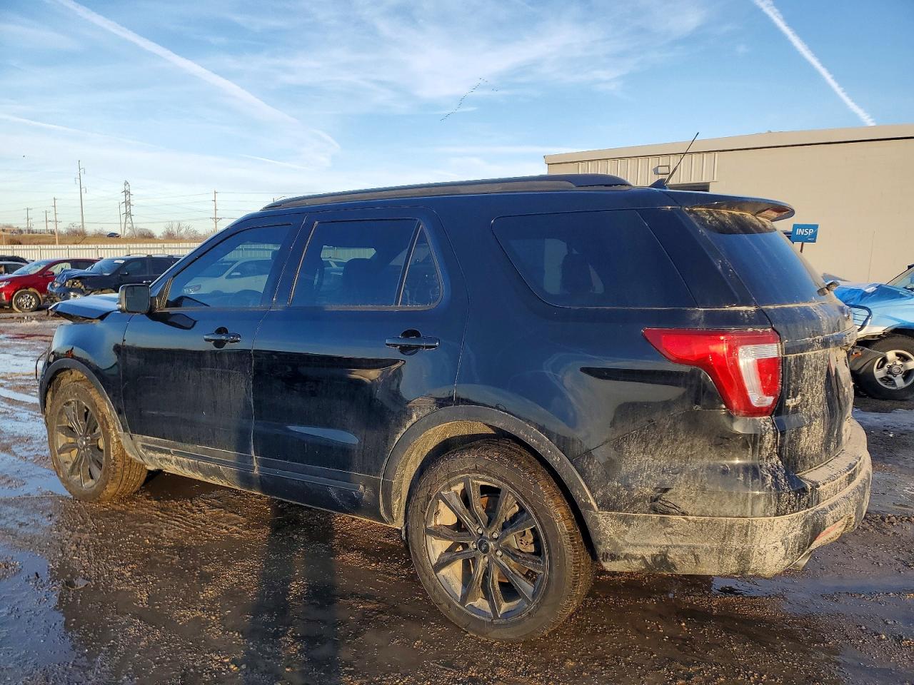 2018 FORD EXPLORER XLT photo 2