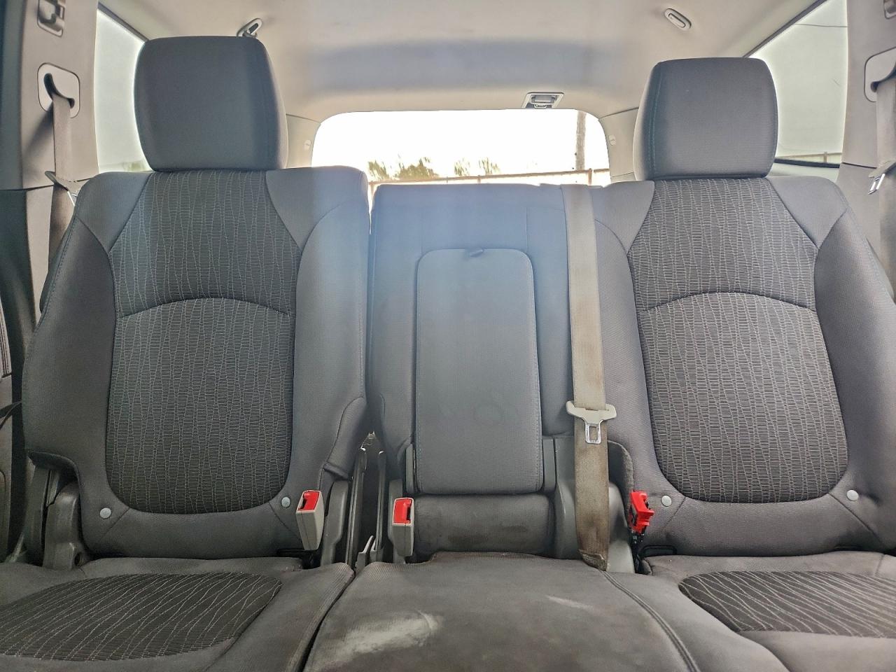 2014 CHEVROLET TRAVERSE LT photo 19