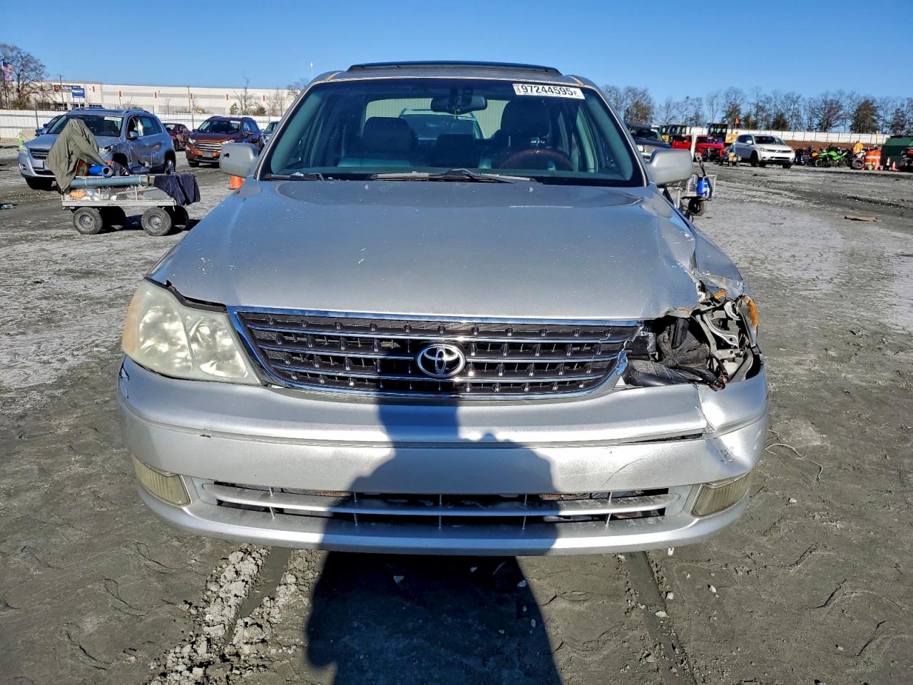 2003 TOYOTA AVALON XL photo 9