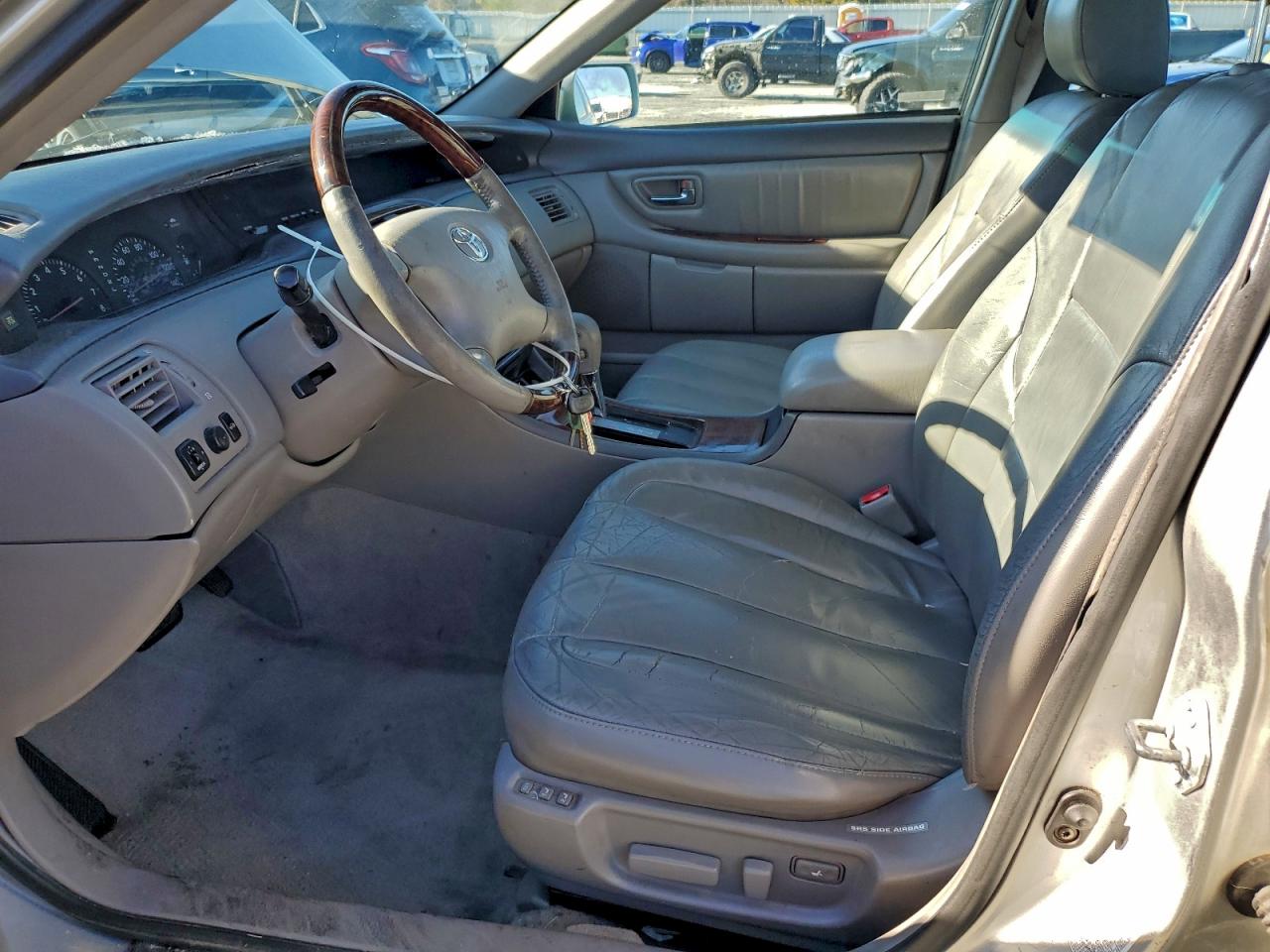 2003 TOYOTA AVALON XL photo 13