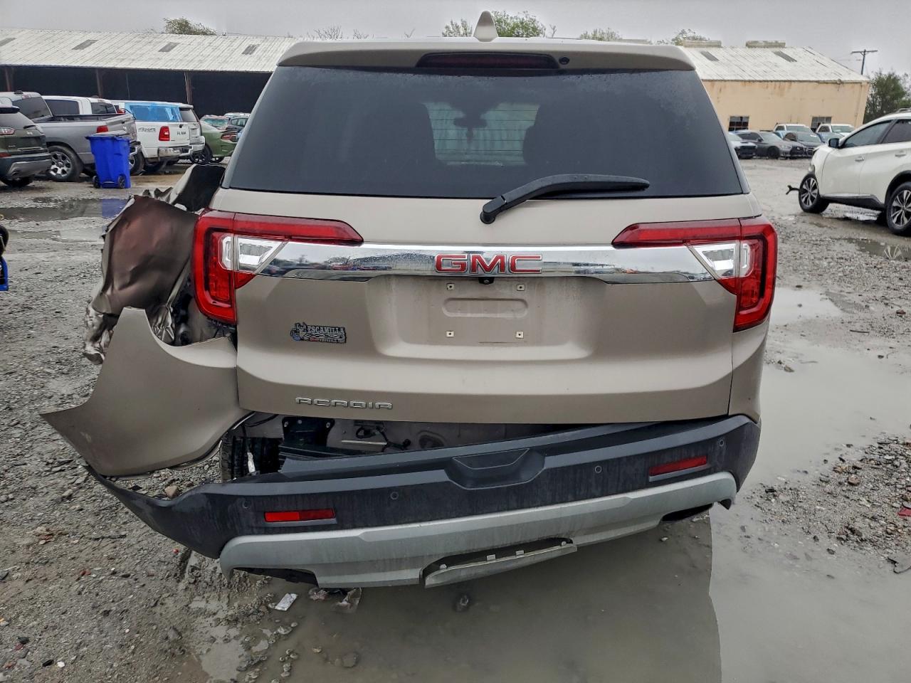 2023 GMC ACADIA SLE photo 11